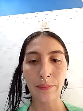 single mother indecent online show from 10.11.25