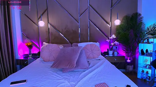 Lellie   online show from 02.27.26