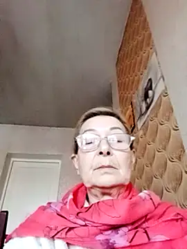 Snapshot of SophiaSky6037 chatting on 02.26.25 SophiaSky6037 online show from 02.26.25