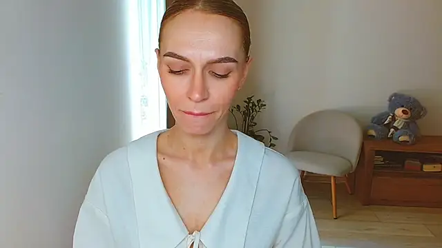 Snapshot of Lady_Sunshine_ chatting on 05.27.26 Lady Sunshine online show from 05.27.26