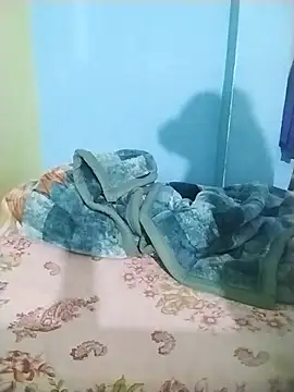 Snapshot of fuunalka chatting on 11.26.25 fuunalka online show from 11.26.25