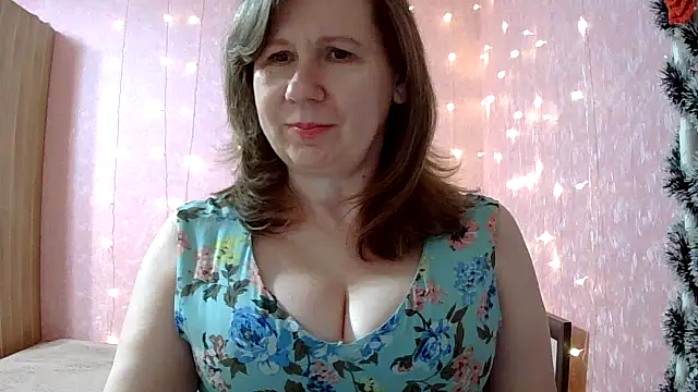 Snapshot of Starsan chatting on 03.22.26 Starsan online show from 03.22.26