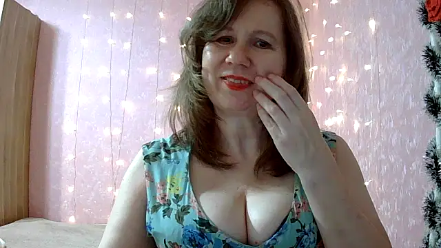 Snapshot of Starsan chatting on 04.02.26 Starsan online show from 04.02.26