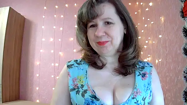 Snapshot of Starsan chatting on 04.03.26 Starsan online show from 04.03.26