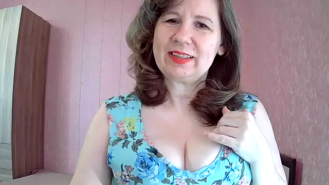 Snapshot of Starsan chatting on 04.14.26 Starsan online show from 04.14.26