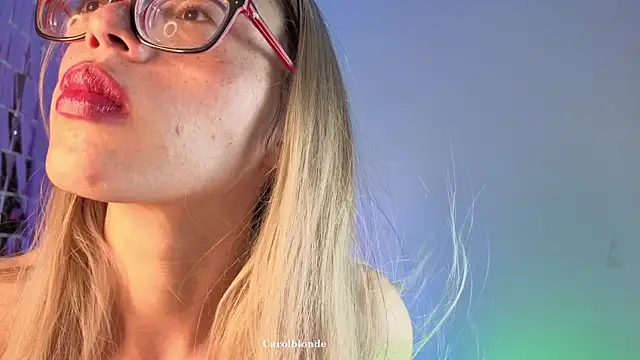 Carolblonde online show from 12.21.25
