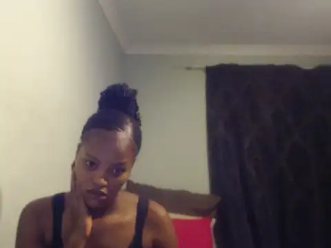 Snapshot of PrettyNyashX chatting on 02.26.25 PrettyNyashX online show from 02.26.25