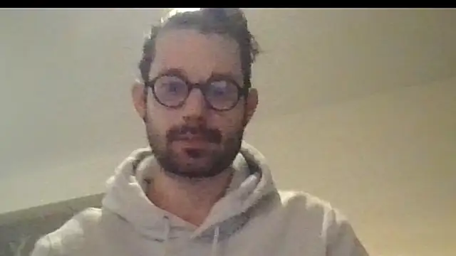 Snapshot of sheiku chatting on 02.08.25 sheiku online show from 02.08.25