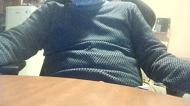 Snapshot of lanata chatting on 02.13.25 lanata online show from 02.13.25