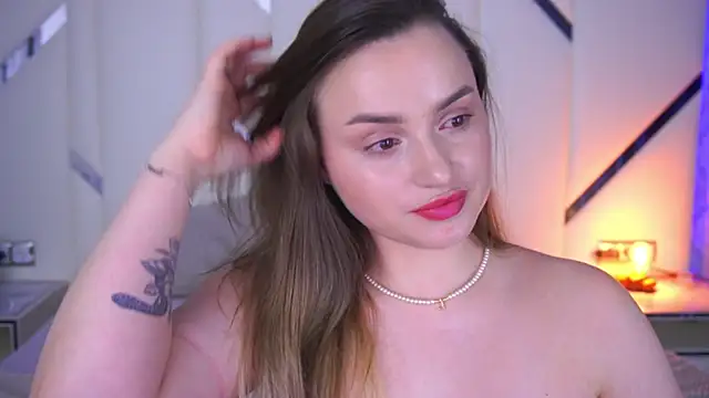 LindsieGreyy online show from 03.06.25