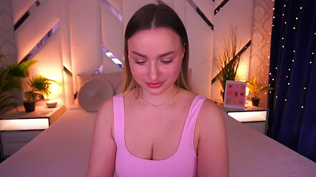 LindsieGreyy online show from 02.24.26