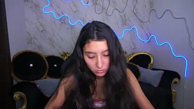 CharmMocco online show from 02.10.25