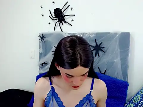 dominic 00 online show from 10.17.25