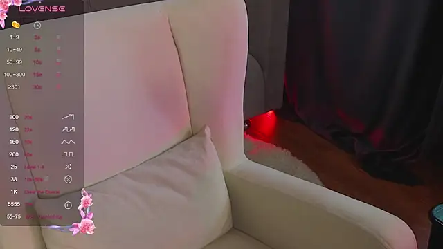 Snapshot of JoYung chatting on 09.15.25 JoYung online show from 09.15.25