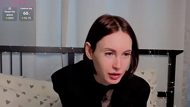 Snapshot of JoYung chatting on 03.01.26 JoYung online show from 03.01.26