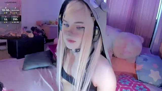 Angelica Reborn online show from 03.05.26