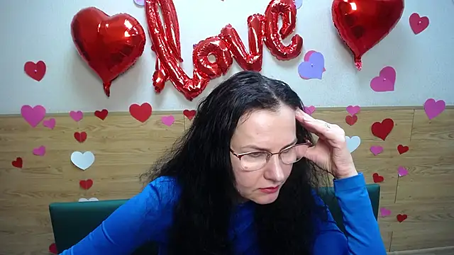 Snapshot of Miroslava_Happi chatting on 02.25.25 Miroslava Happi online show from 02.25.25