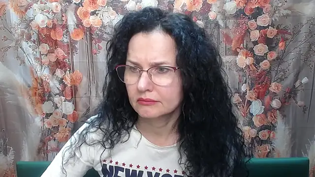 Miroslava Happi online show from 03.12.26