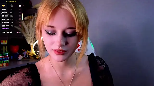 Hisoka akerley online show from 09.09.25