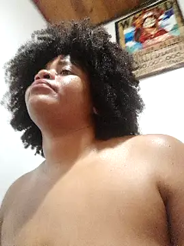 Snapshot of CHLOE_ISABELL chatting on 03.02.25 CHLOE ISABELL online show from 03.02.25