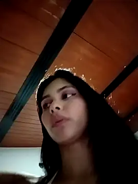 CHLOE ISABELL online show from 12.21.25