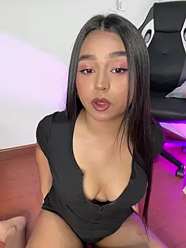 Snapshot of _JuliSweet_ chatting on 02.24.26 JuliSweet online show from 02.24.26