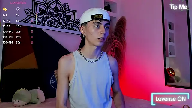 MaikyCooper online show from 10.12.25