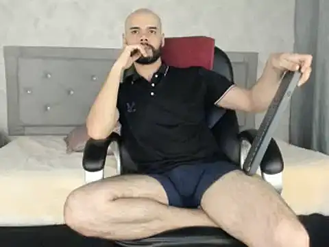 Luke Diaz7 online show from 02.10.25