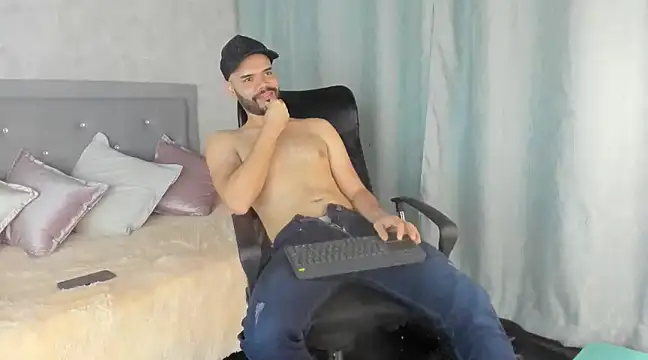 Luke Diaz7 online show from 02.24.25