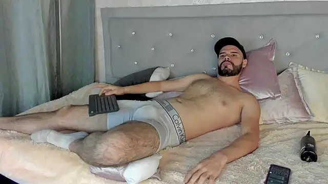 Luke Diaz7 online show from 03.02.25