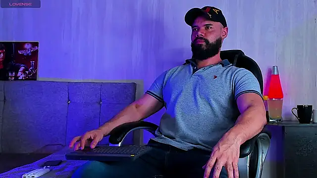 Luke Diaz7 online show from 03.18.26