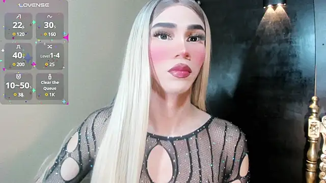 emelly horny  online show from 03.11.25