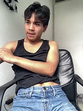 shadowsofgarden online show from 04.04.26