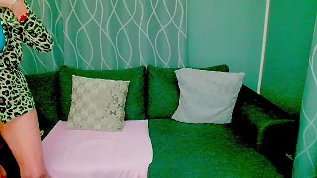 adeleadison online show from 10.28.25