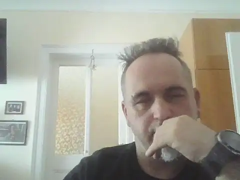 Szolga10 online show from 04.04.26