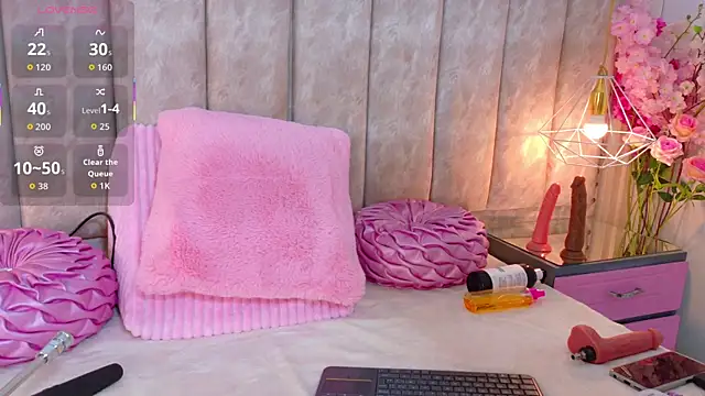 Snapshot of BrithanyParker_ chatting on 10.22.25 BrithanyParker online show from 10.22.25