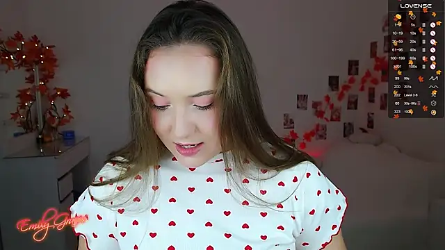 Snapshot of EmilyxxGraces chatting on 11.12.25 EmilyxxGraces online show from 11.12.25