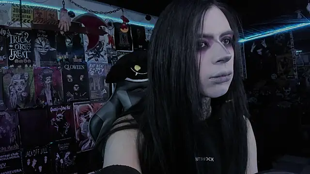 Snapshot of rotten_dreams chatting on 09.09.25 rotten dreams online show from 09.09.25