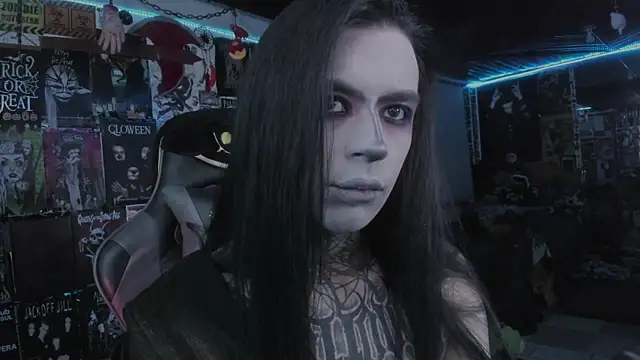 Snapshot of rotten_dreams chatting on 12.03.25 rotten dreams online show from 12.03.25