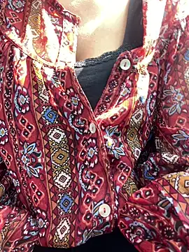 Snapshot of slust64 chatting on 02.16.25 slust64 online show from 02.16.25