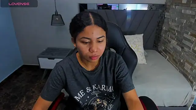 MELINAMARTINS online show from 01.15.26