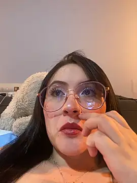 Snapshot of ValentinaOrtiz3 chatting on 10.01.25 ValentinaOrtiz3 online show from 10.01.25