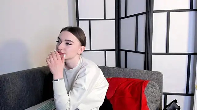 FeliceAldridge online show from 02.20.25