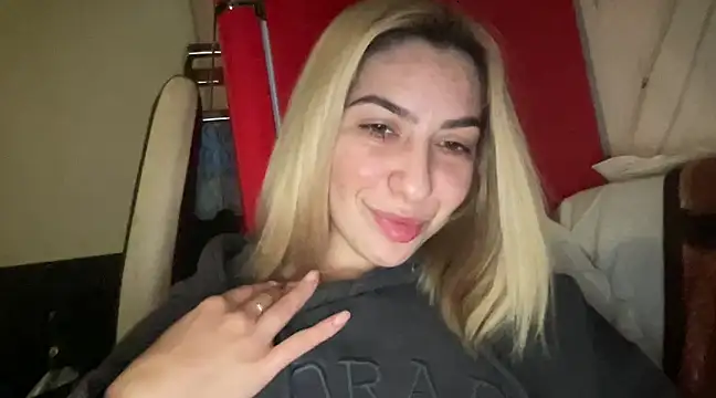 sarrah rossy online show from 02.19.25