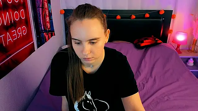 Snapshot of Lika_0ne chatting on 11.12.25 Lika 0ne online show from 11.12.25