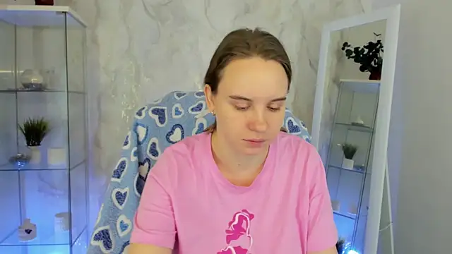 Lika 0ne online show from 12.19.25