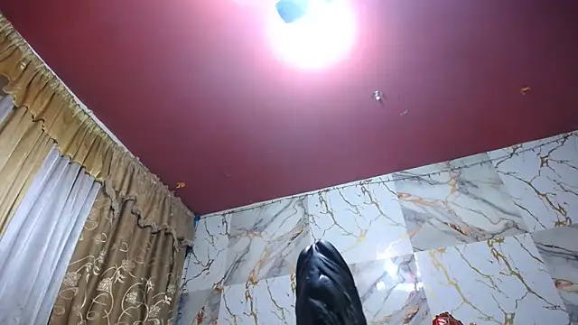 Snapshot of alina_maturehot chatting on 01.17.26 alina maturehot online show from 01.17.26