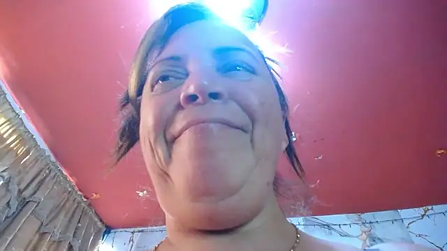 Snapshot of alina_maturehot chatting on 01.17.26 alina maturehot online show from 01.17.26