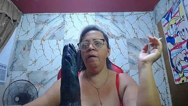 Snapshot of alina_maturehot chatting on 03.01.26 alina maturehot online show from 03.01.26