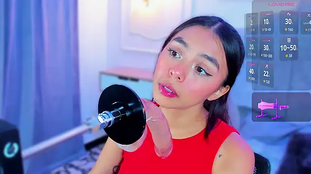 Snapshot of lanna_brunette chatting on 09.21.25 lanna brunette online show from 09.21.25